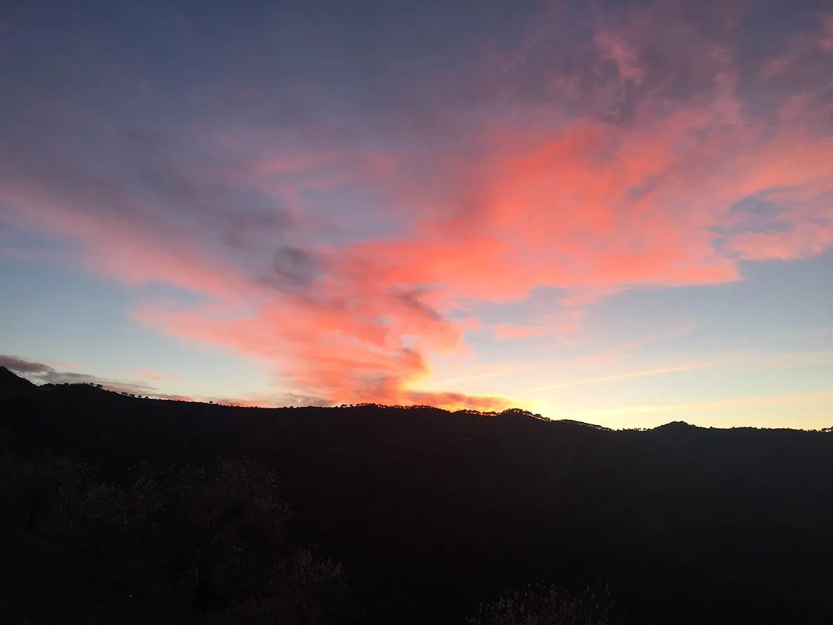 Lo Vela Zen Bed & Breakfast Comares